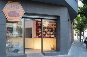 Horno de pan. Panadería. Forn. A la Seu d'Urgell.